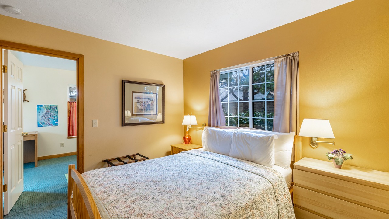 Photo of Bedroom in Otter Rock