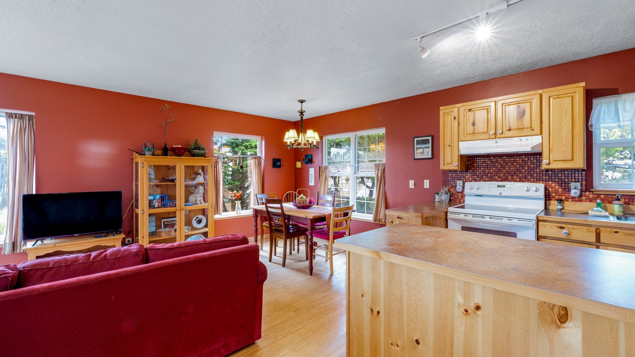 Photo of Kitchen in Otter Rock