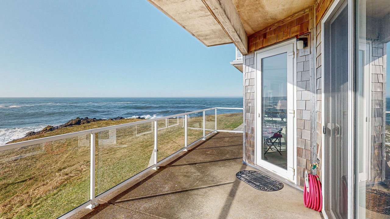 Photo of Patio Balcony in Depoe Bay