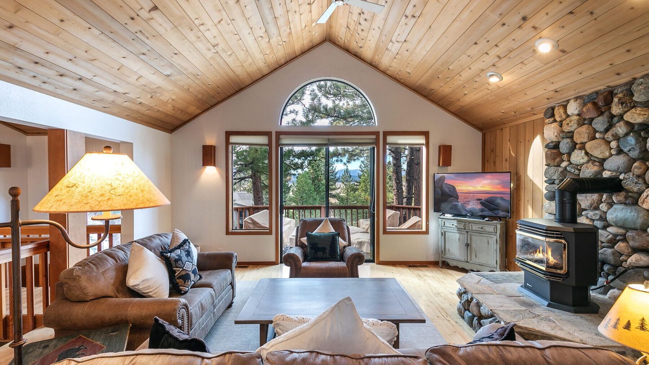Photo of Livingroom in Truckee