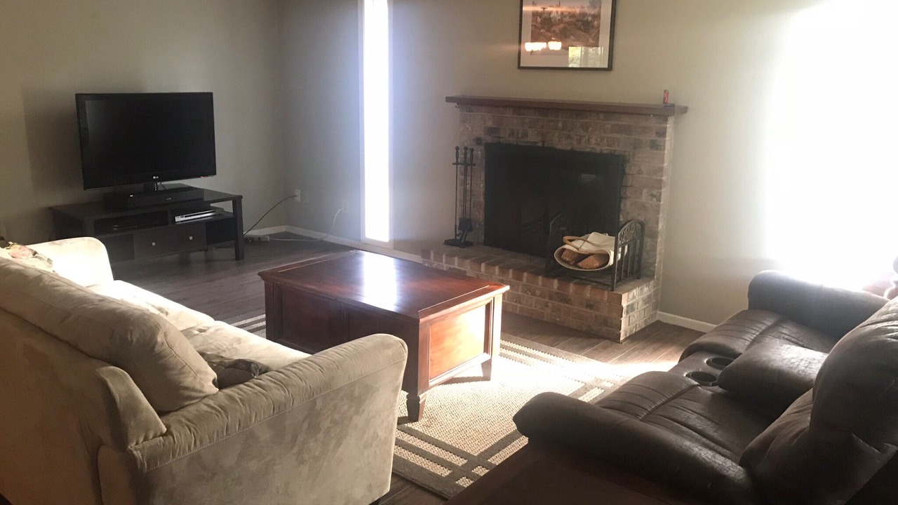 Photo of Livingroom in McMinnville