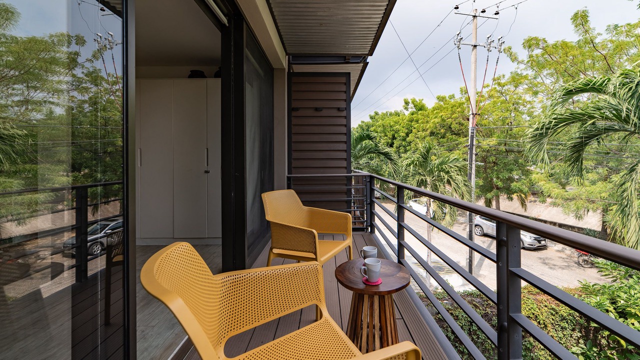 Photo of Patio Balcony in R