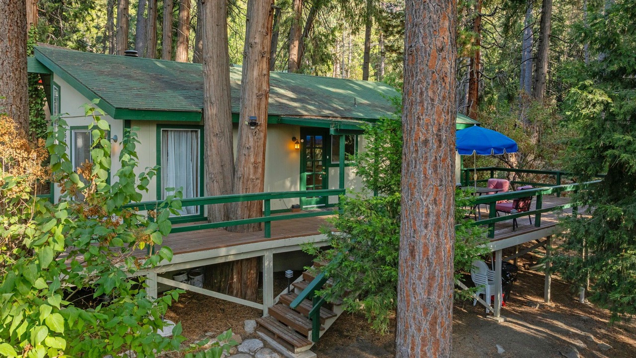 Photo of Patio Balcony in Idyllwild