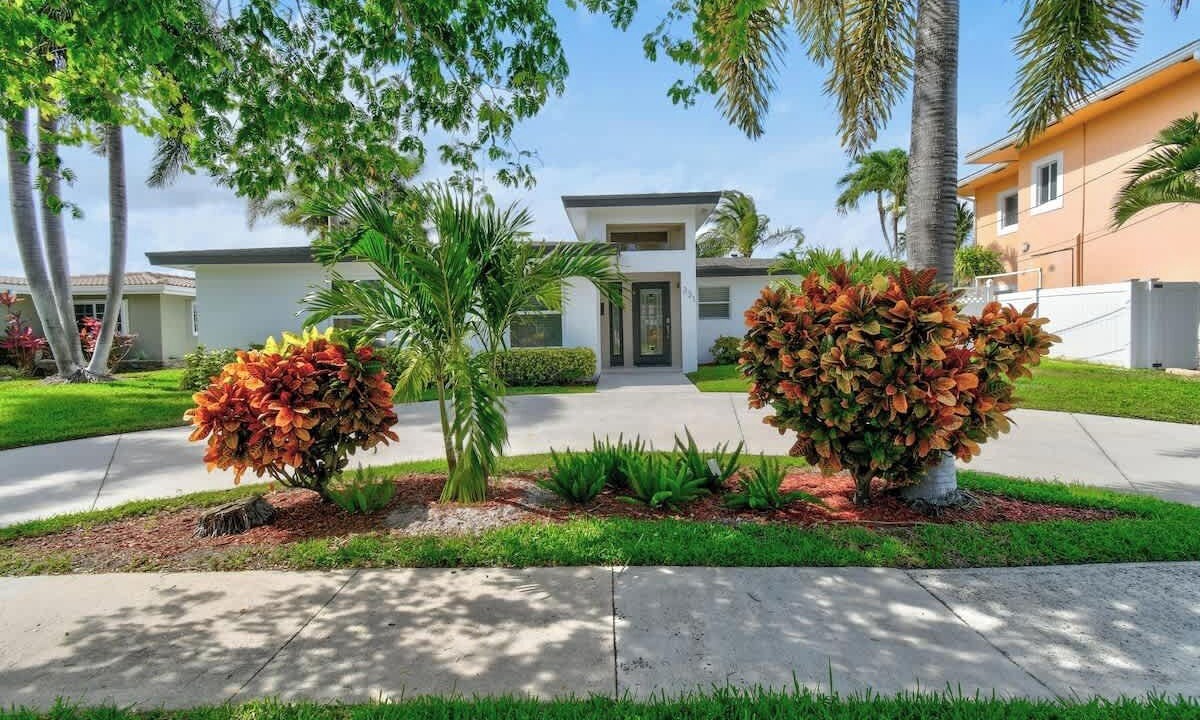 Photo of Outdoor in Garden Isles
