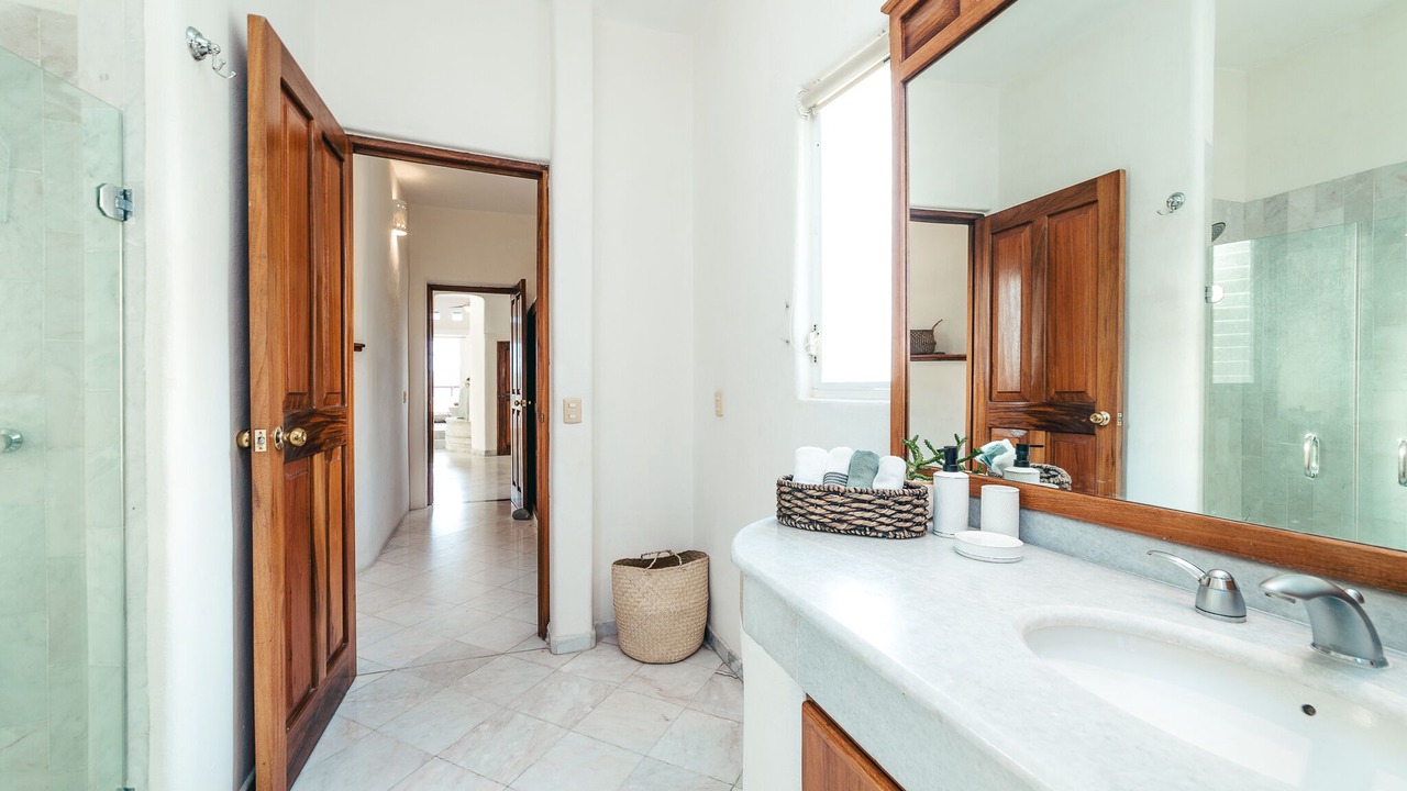 Photo of Bathroom in P Chahue