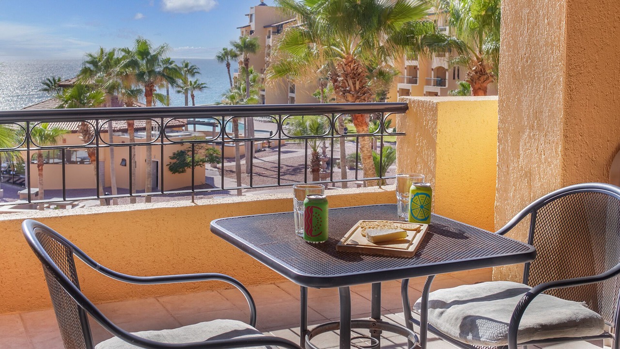 Photo of Patio Balcony in Sandy Beach