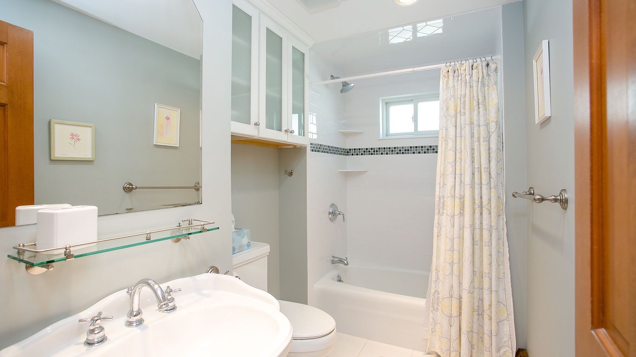 Photo of Bathroom in Narragansett