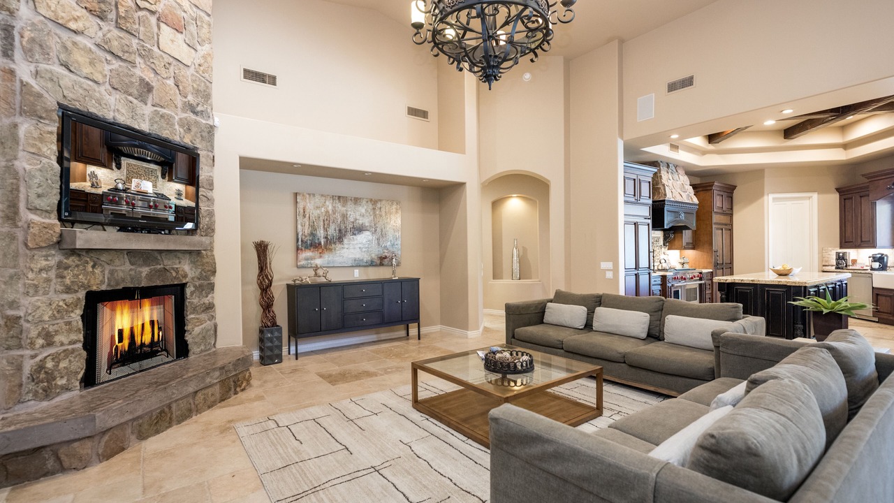 Photo of Livingroom in Pinnacle Peak Heights