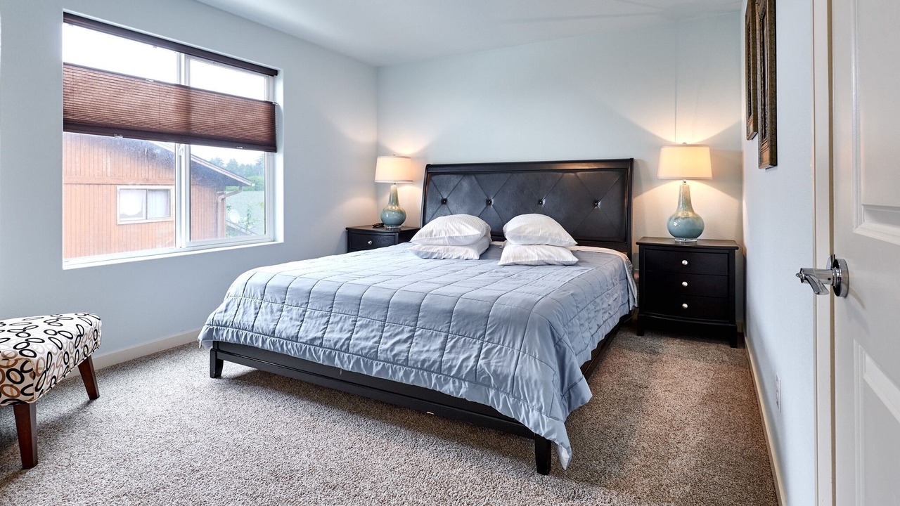 Photo of Bedroom in Lincoln Beach