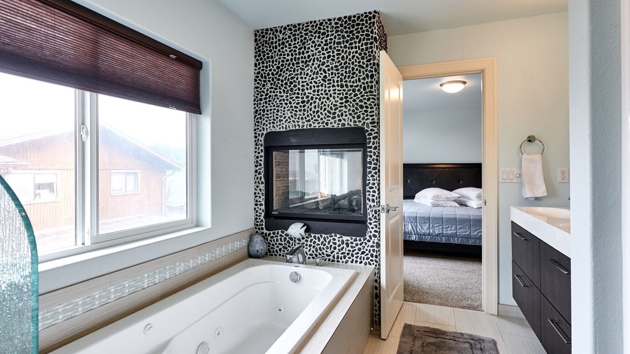 Photo of Bathroom in Lincoln Beach