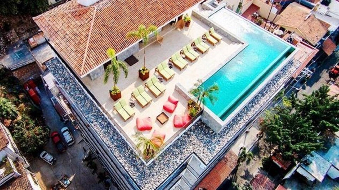 Photo of Outdoor in Romantic Zone