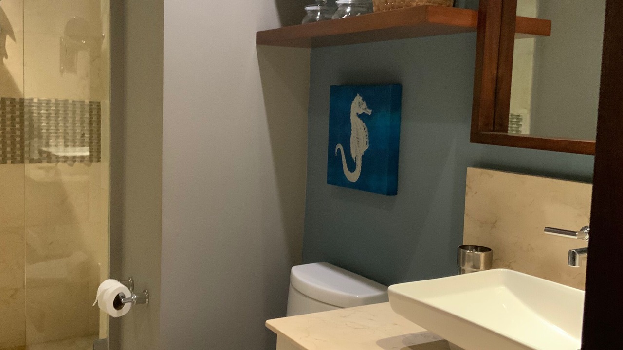 Photo of Bathroom in Romantic Zone