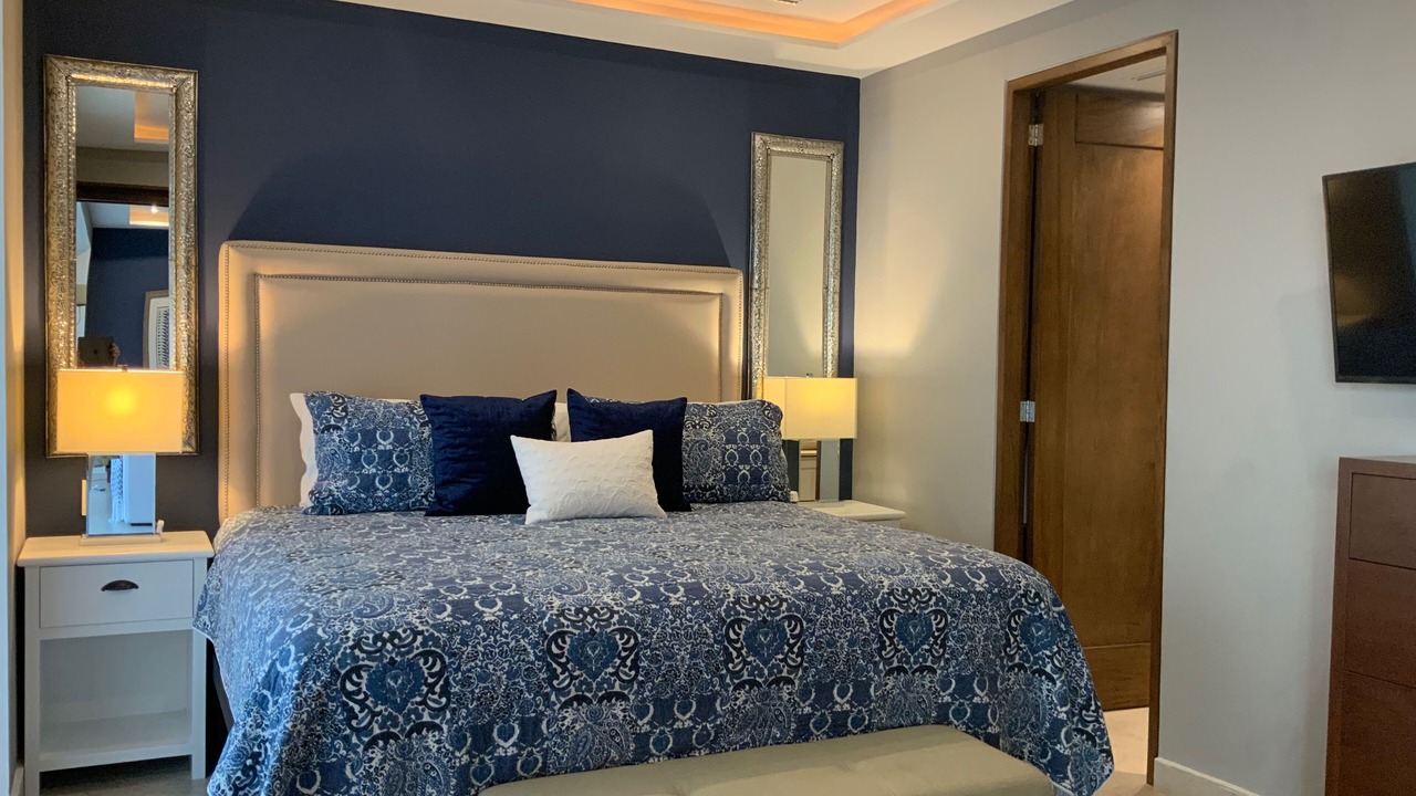 Photo of Bedroom in Romantic Zone