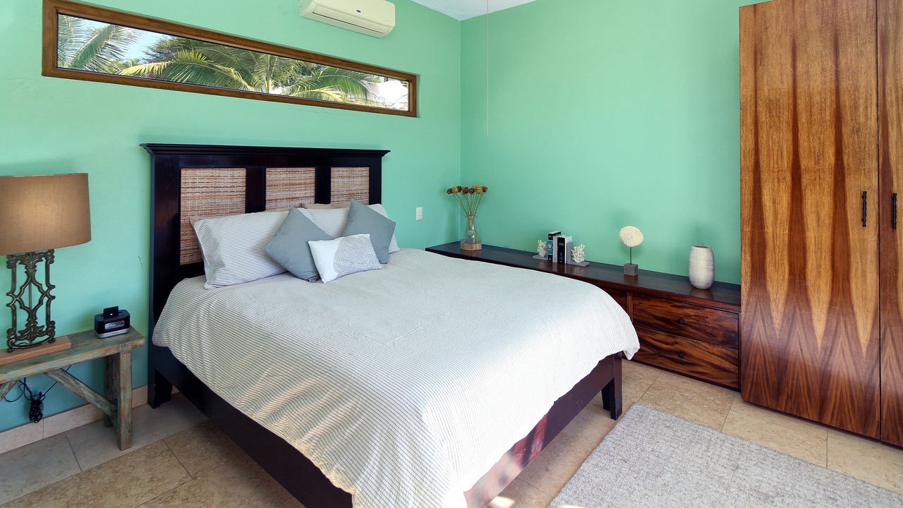 Photo of Bedroom in North End