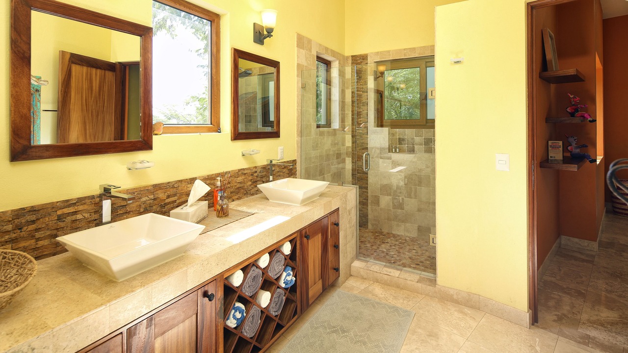 Photo of Bathroom in North End