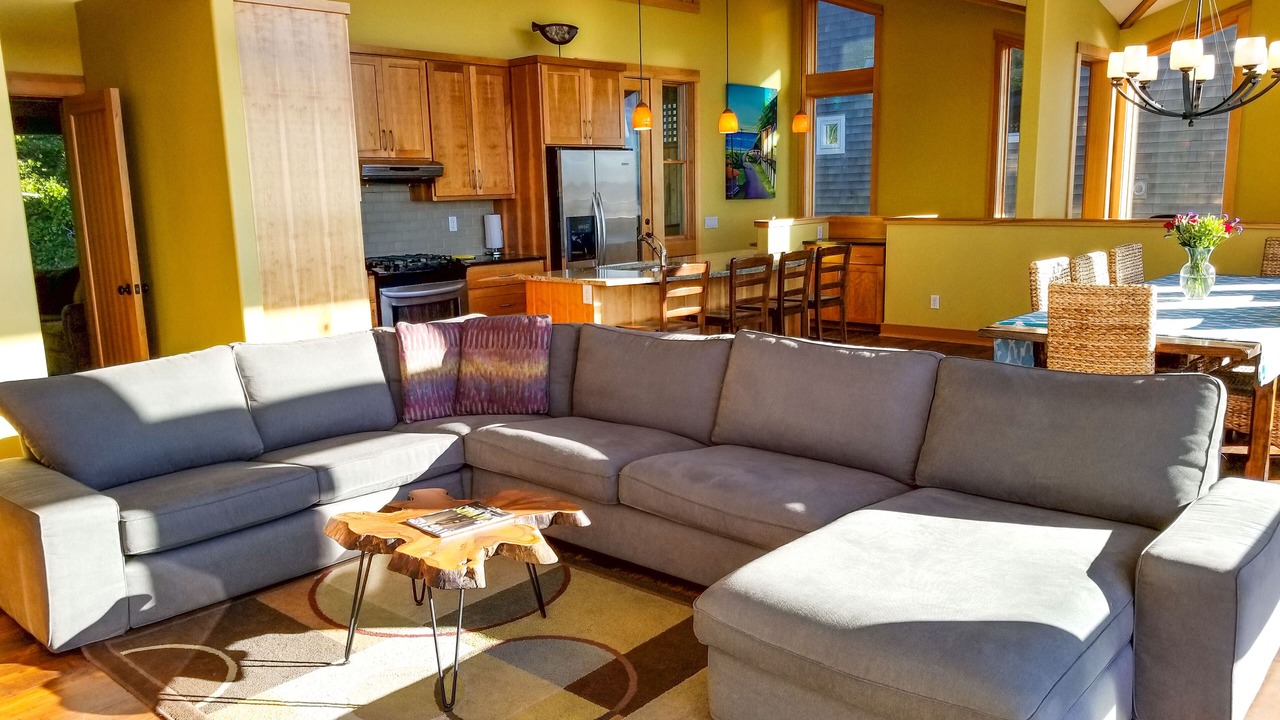 Photo of Livingroom in Happy Camp Hideaway