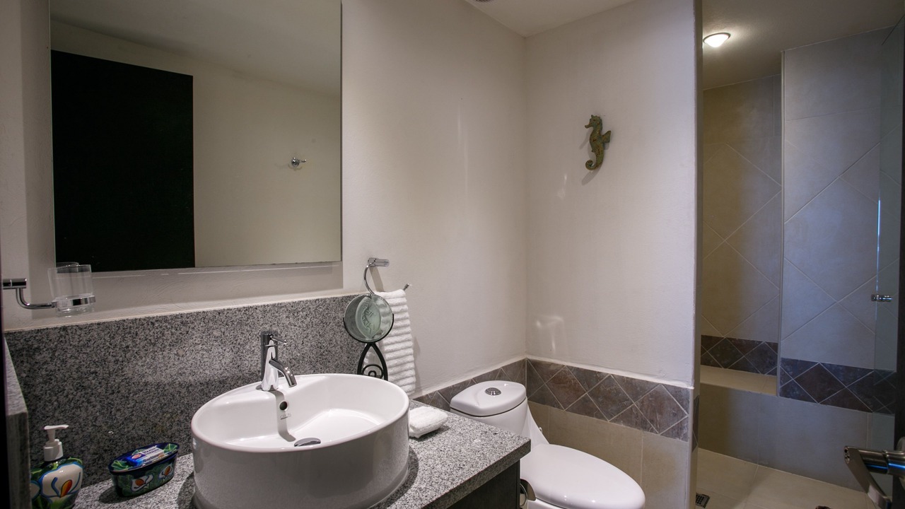 Photo of Bathroom in South Hotel Zone