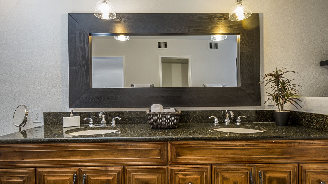 Photo of Bathroom in Tatum Place