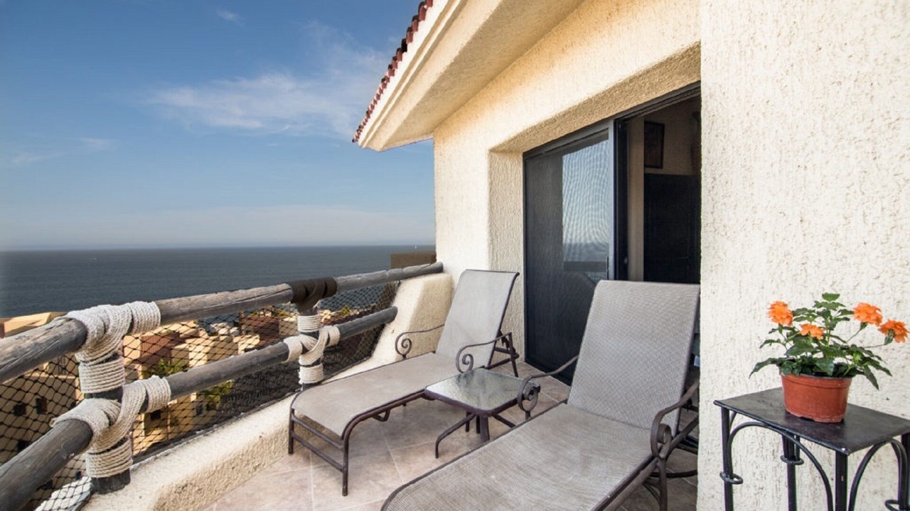 Photo of Patio Balcony in Cabo Bello