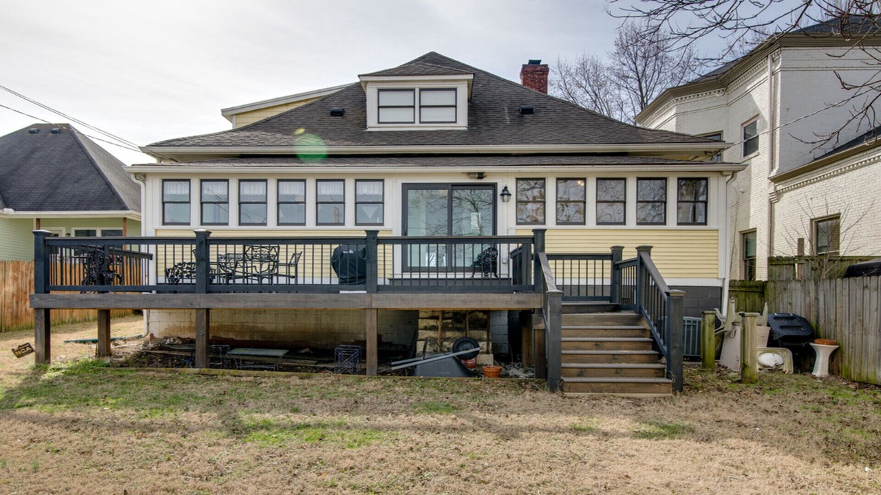Photo of Outdoor in Five Points