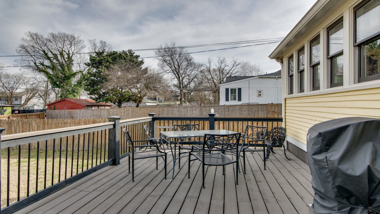 Photo of Outdoor in Five Points