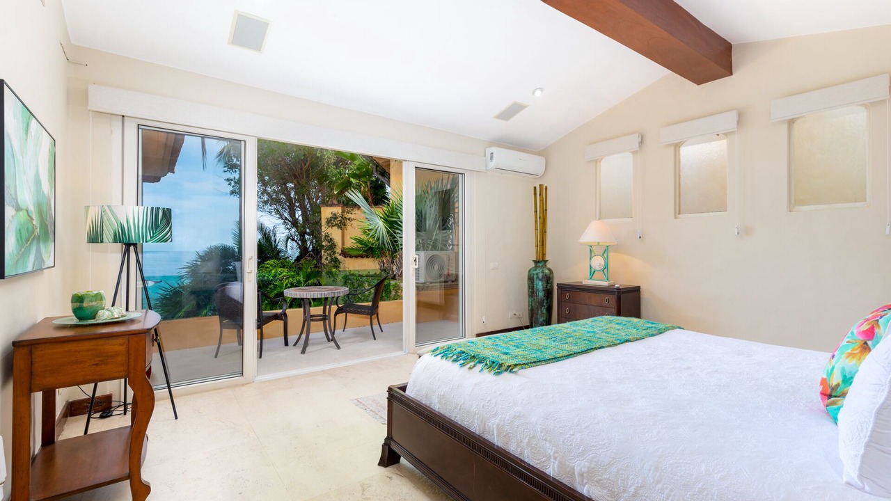 Photo of Bedroom in South Shore Hotel Area
