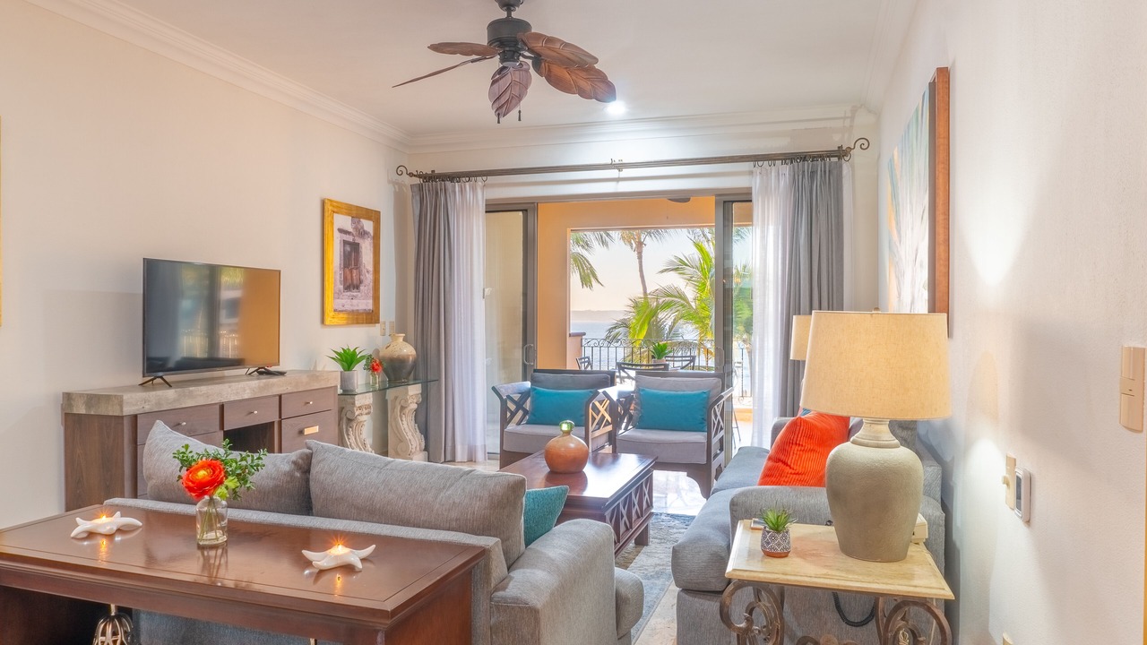 Photo of Livingroom in Flamingos