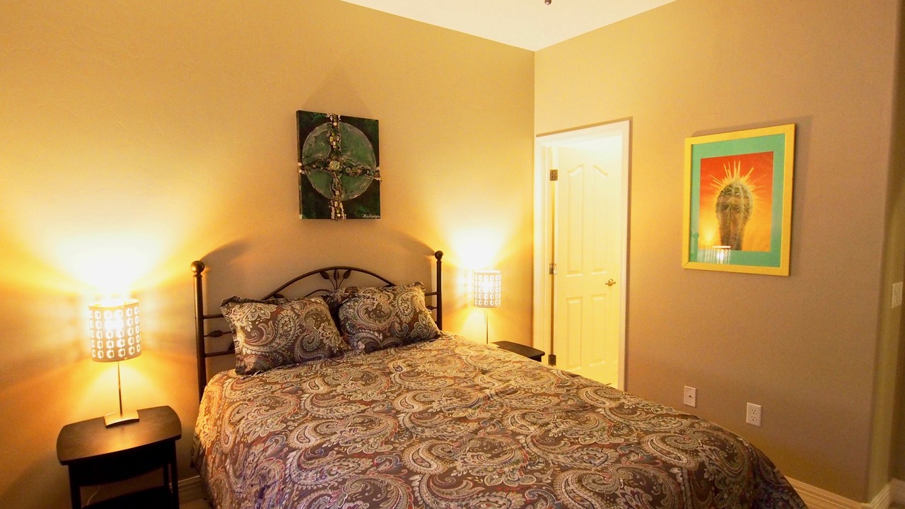 Photo of Bedroom in Dove Mountain