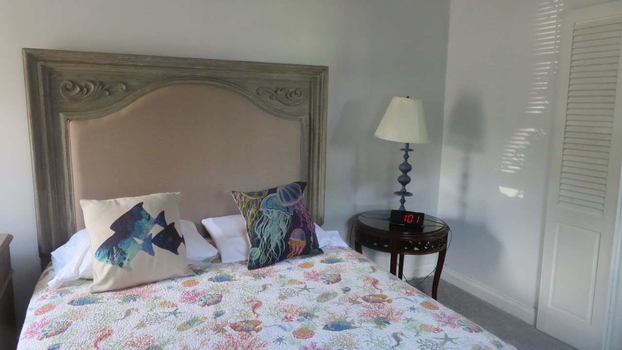 Photo of Bedroom in Lottsburg