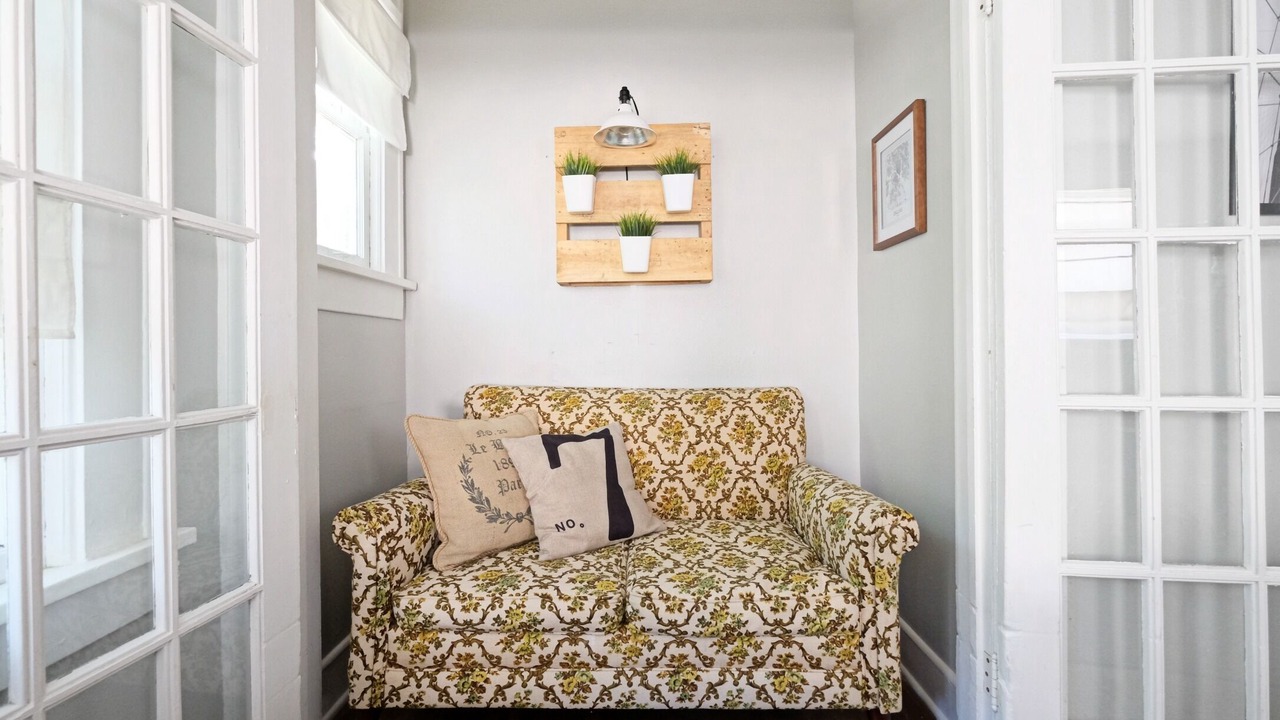 Photo of Livingroom in Lower Greenville