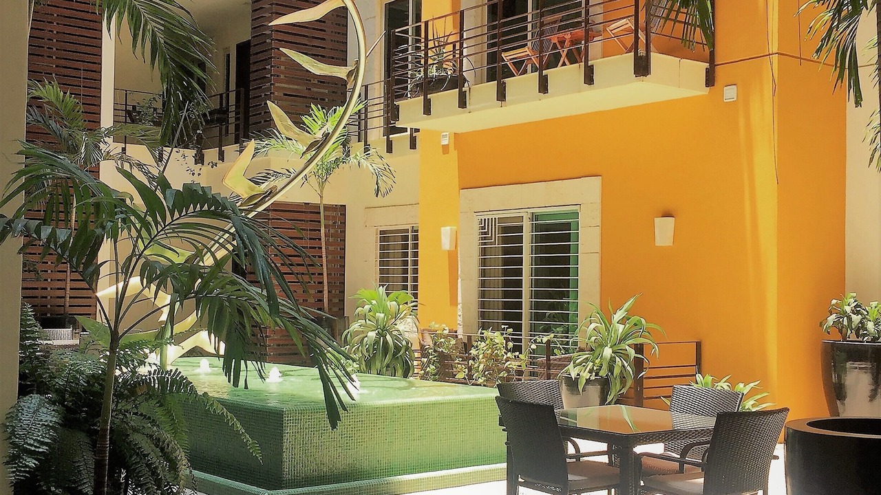 Photo of Outdoor in Romantic Zone