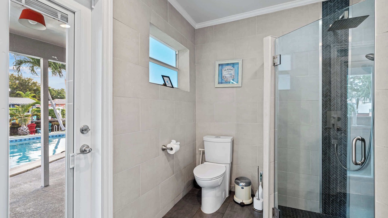 Photo of Bathroom in Coral Ridge Isles