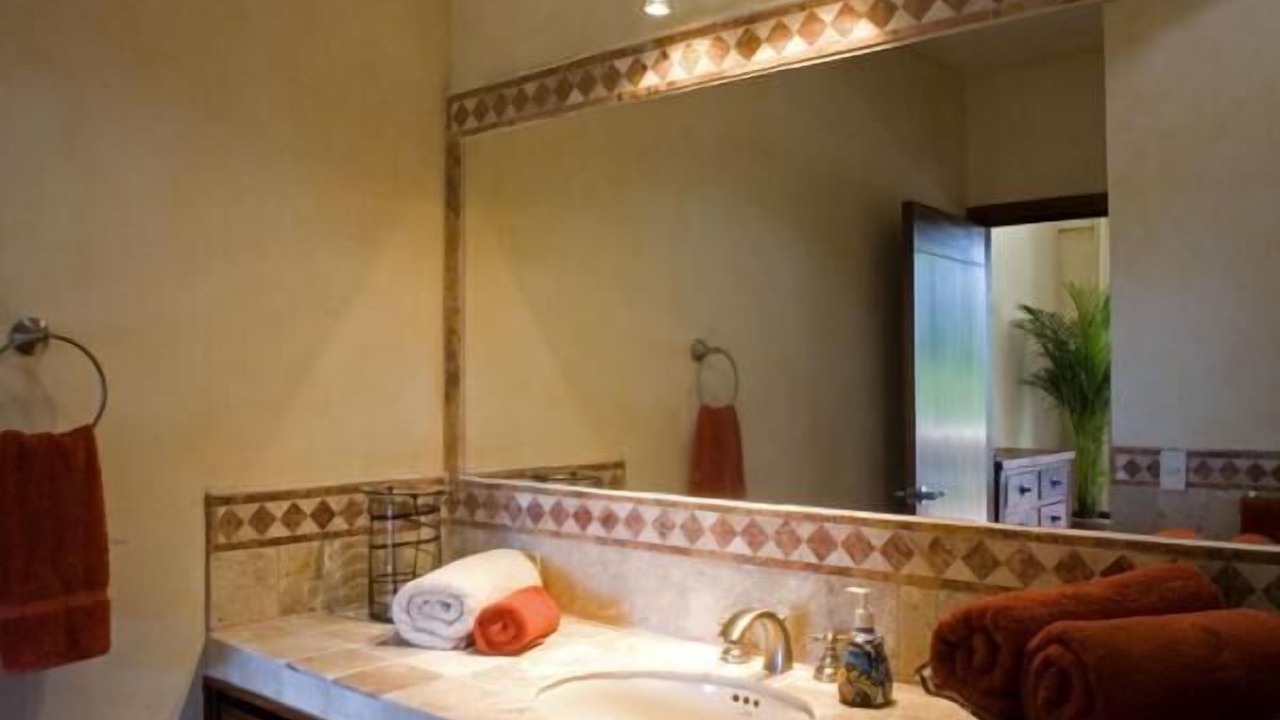 Photo of Bathroom in South Shore Hotel Area