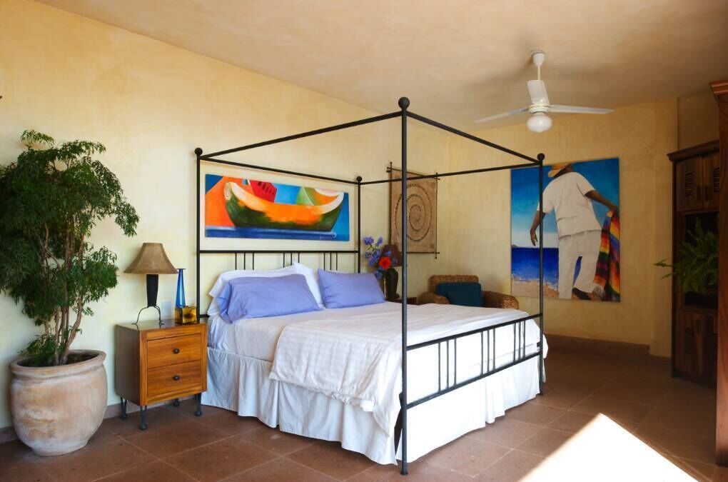 Photo of Bedroom in South Shore Hotel Area