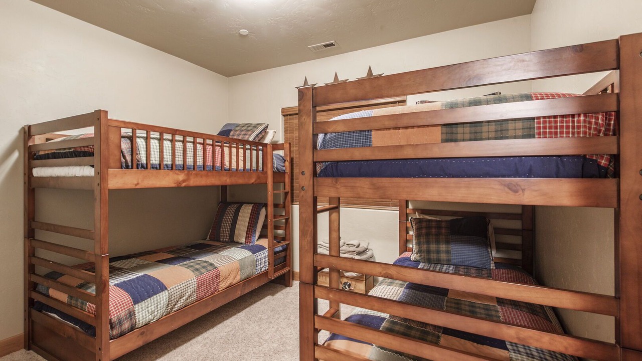 Photo of Bedroom in Sundance