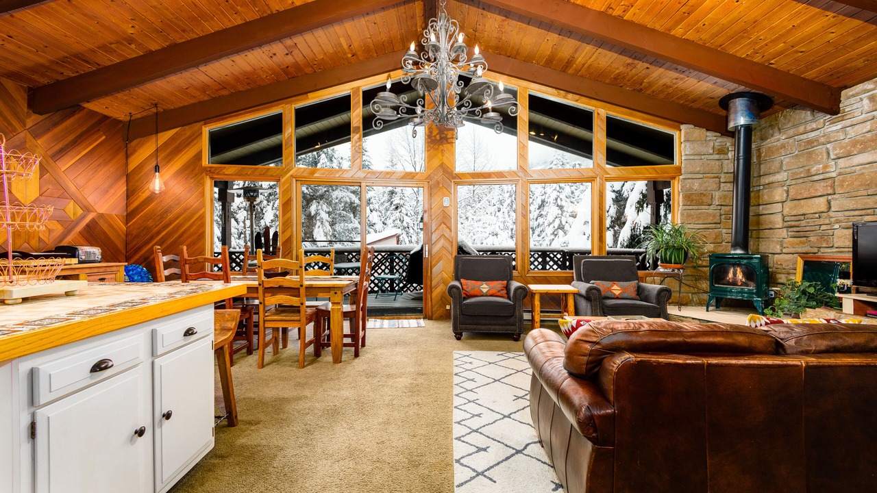Photo of Others in Alyeska