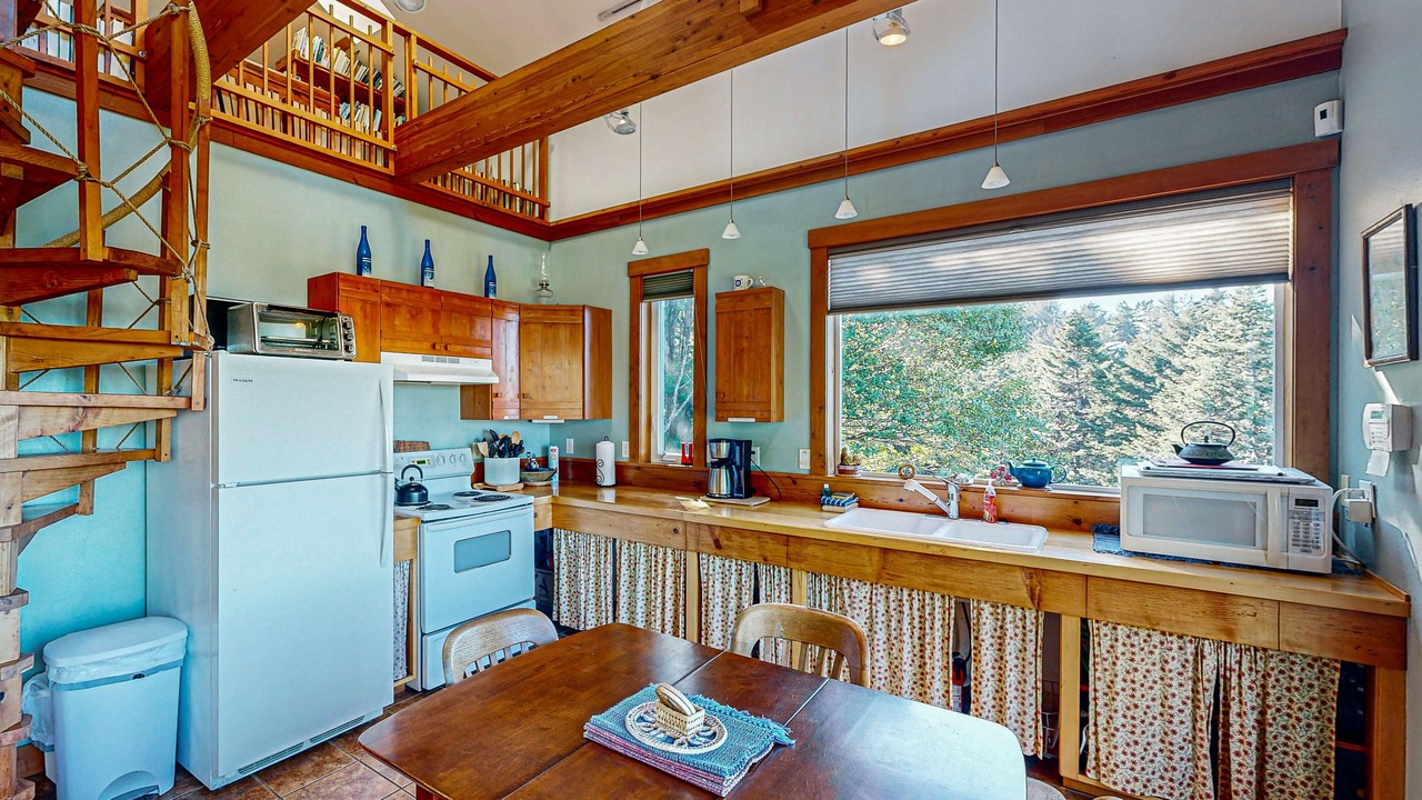 Photo of Kitchen in Port Orford