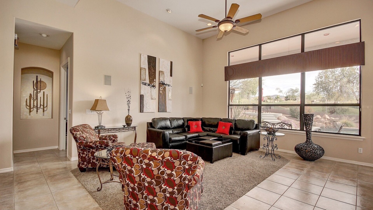 Photo of Livingroom in Red Mountain Ranch