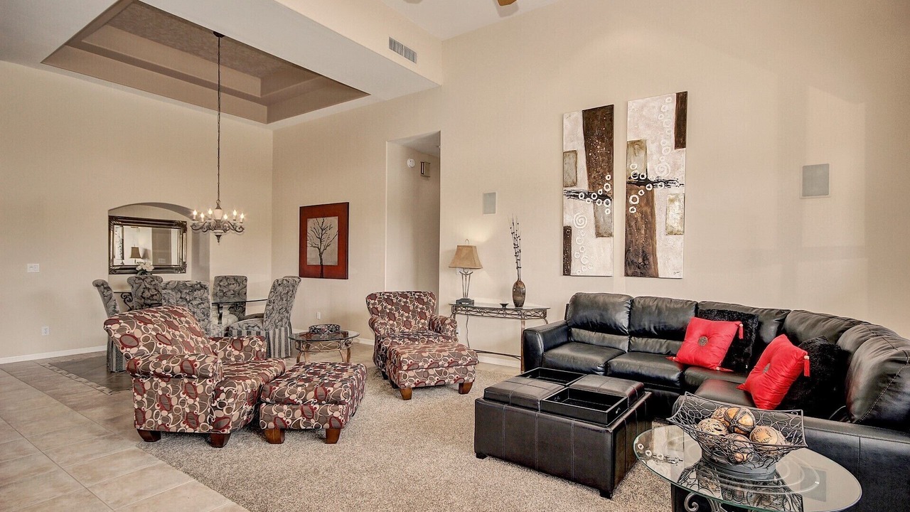 Photo of Livingroom in Red Mountain Ranch