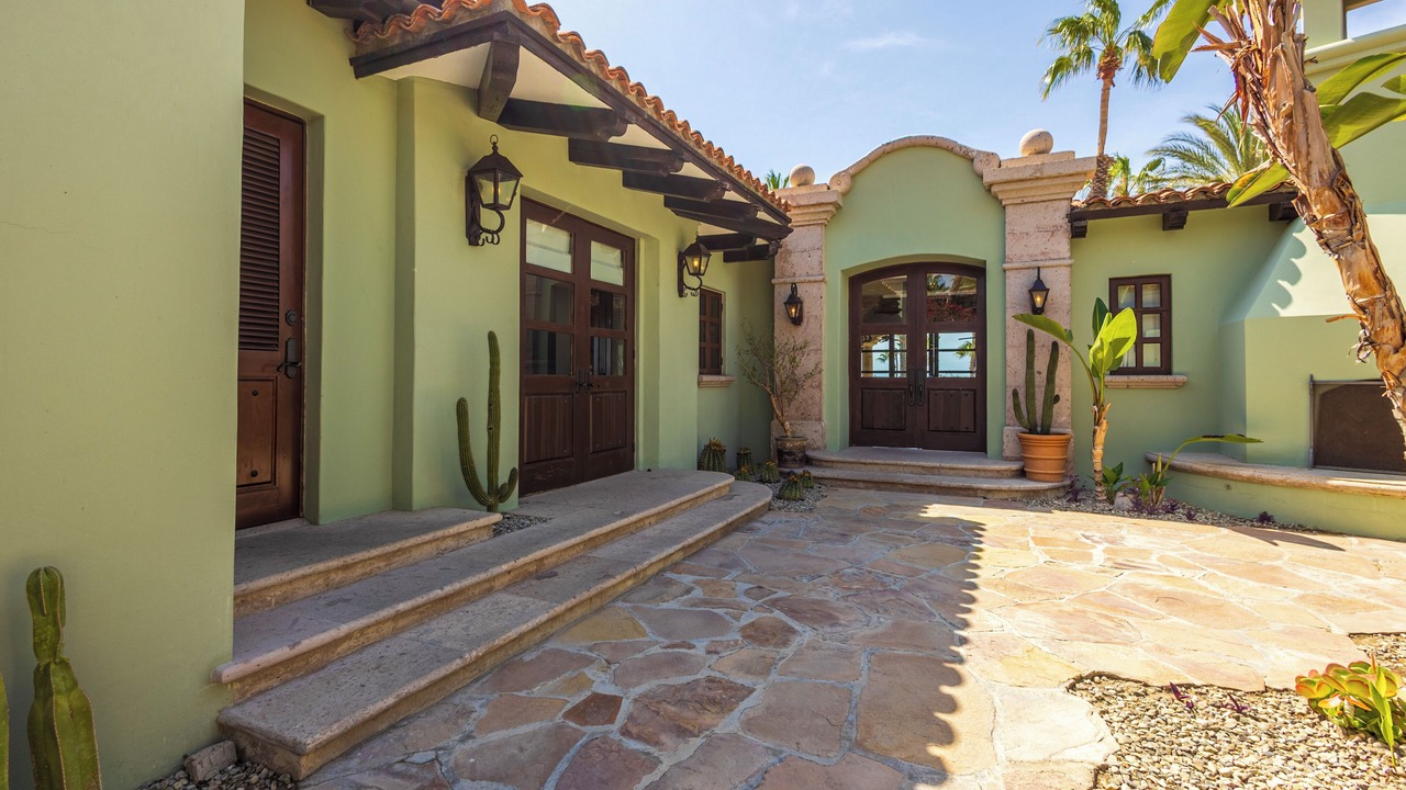 Photo of Patio Balcony in Cabo Bello