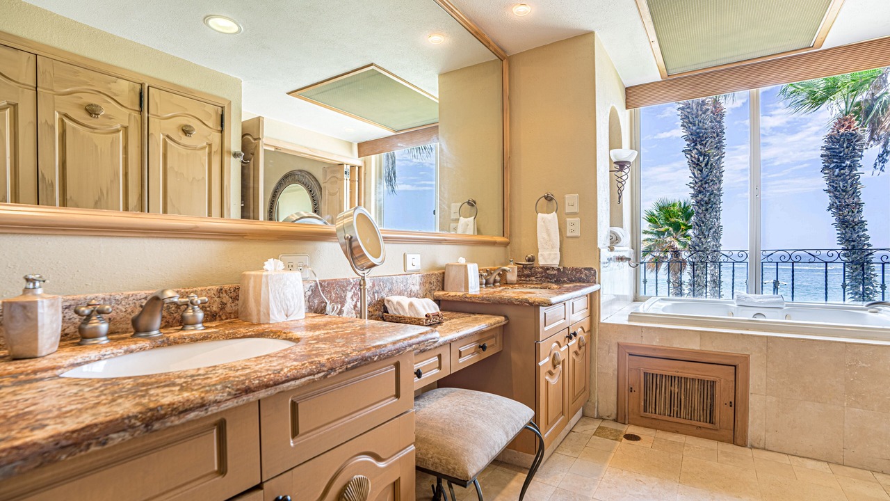 Photo of Bathroom in Los Cabos