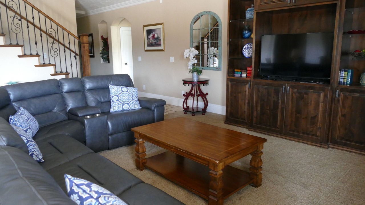 Photo of Livingroom in Hurricane