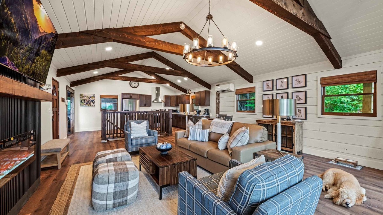 Photo of Livingroom in Chalet Village