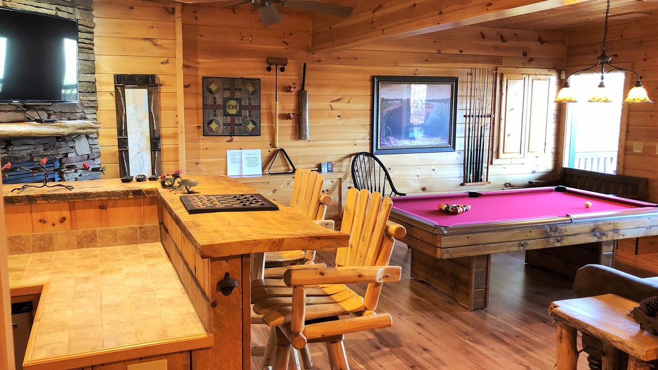 Photo of Livingroom in Foxfire Estates
