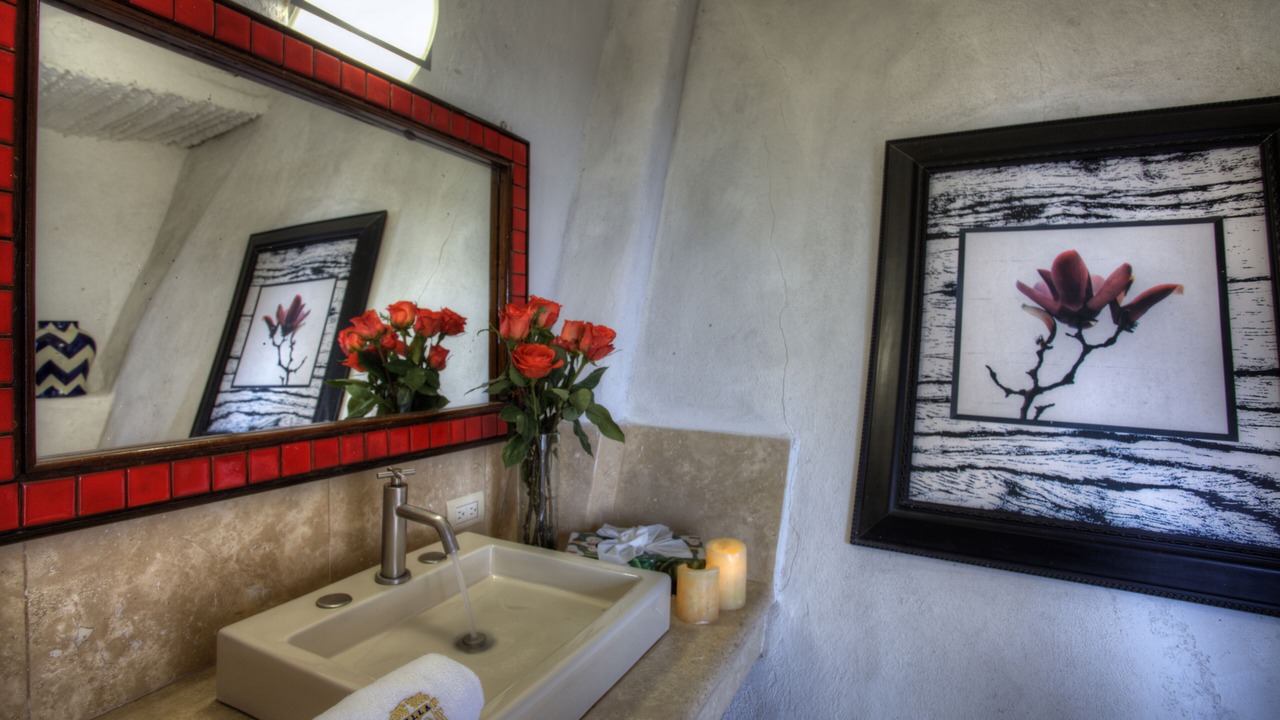 Photo of Bathroom in South Shore Hotel Area