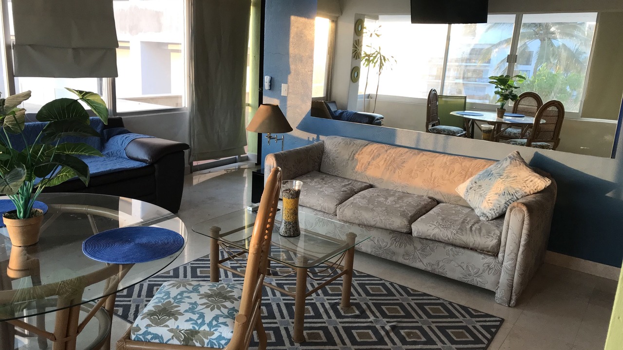 Photo of Livingroom in Romantic Zone