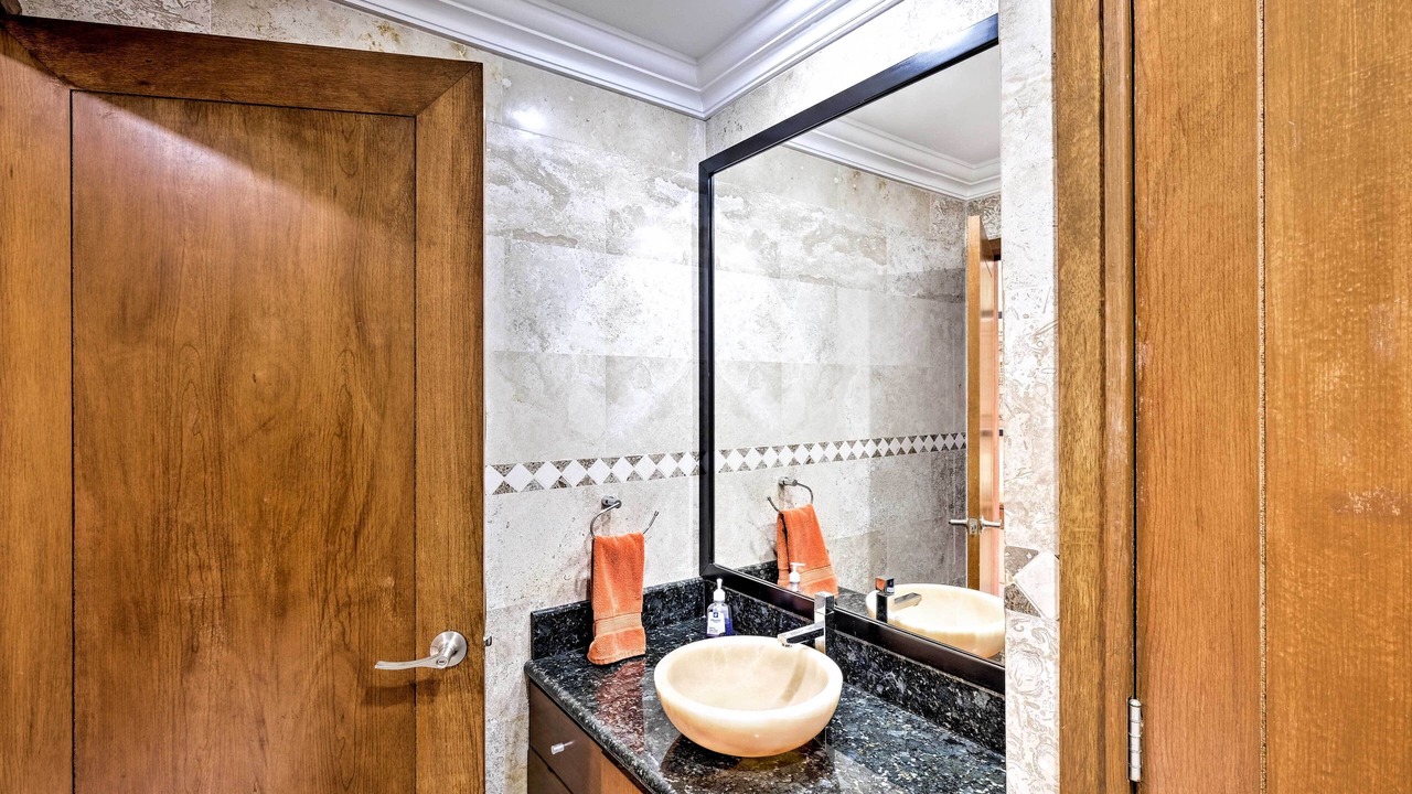 Photo of Bathroom in South Hotel Zone