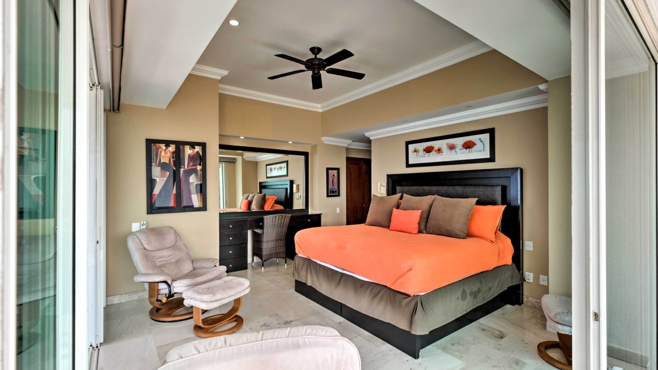 Photo of Bedroom in South Hotel Zone