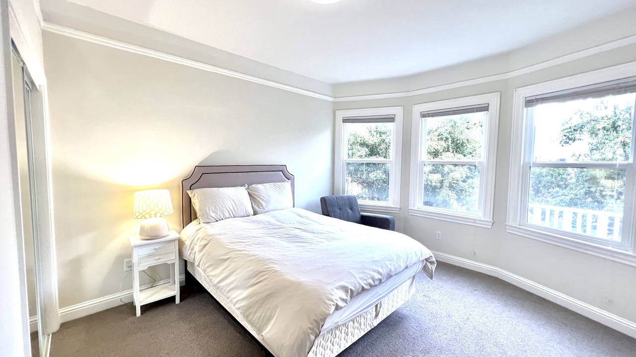 Photo of Bedroom in Laurel Heights