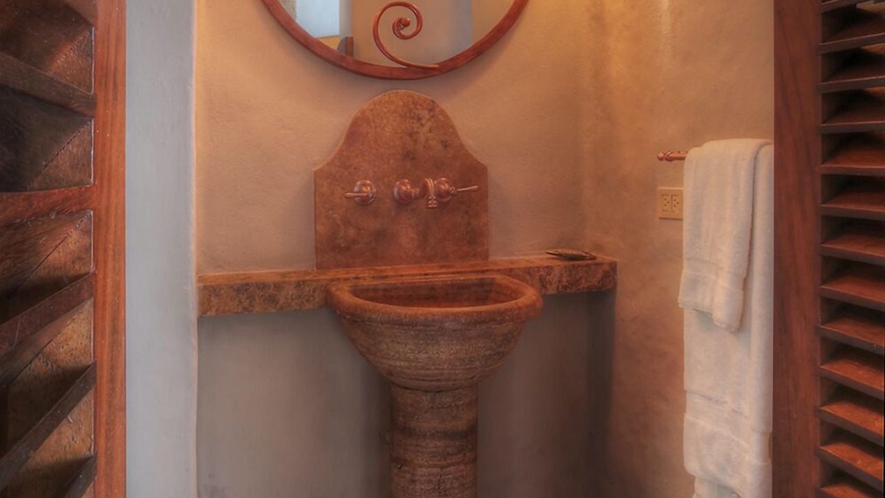 Photo of Bathroom in South Shore Hotel Area